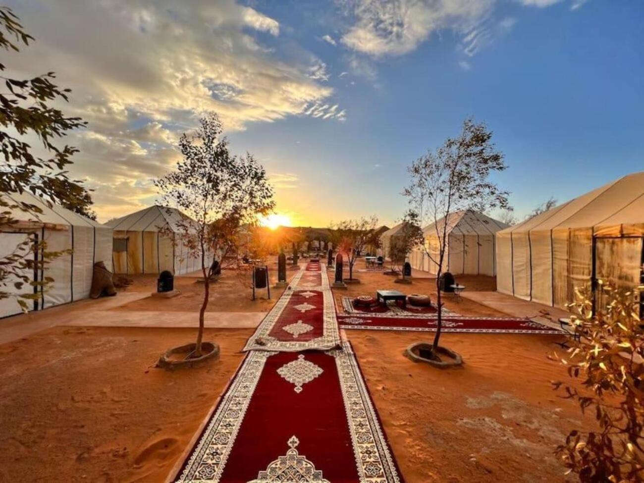 Merzouga Camp & Desert Activities Екстериор снимка